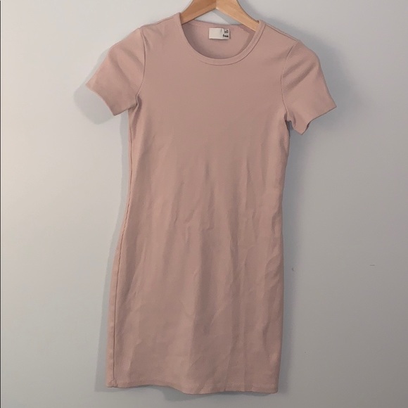 Aritzia Dresses & Skirts - 🌸2/$30🌸 Wilfred Free ‘Yumi’ Pink Ribbed Dress